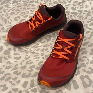 Women’s Altra Superior 5 running shoes